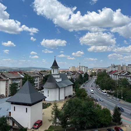 Apartament Nou Neo Tower Suceava Bagian luar foto